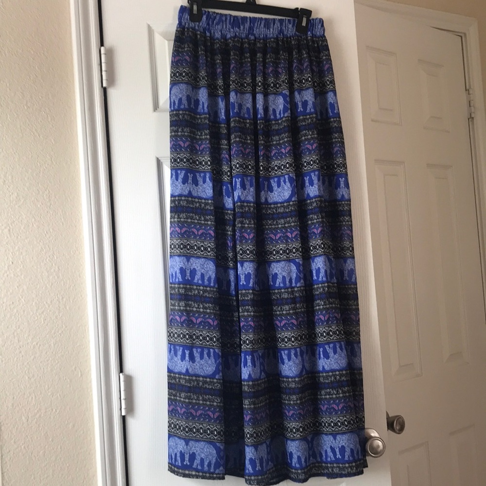 Maxi skirt